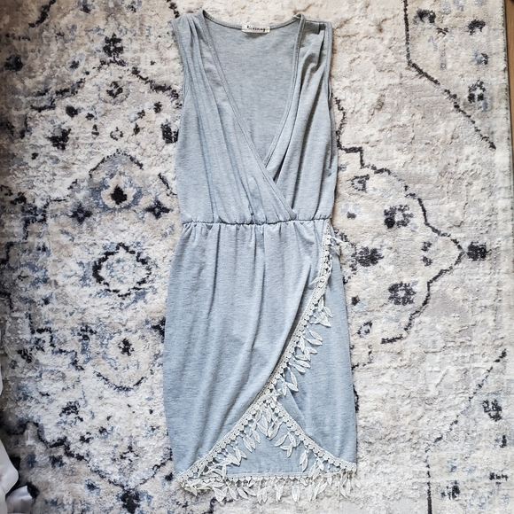 Light gray cover up dress - Picture 2 of 4